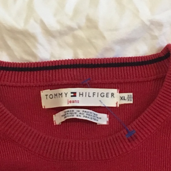 Tommy Hilfiger Women’s Sweater - Picture 3 of 3